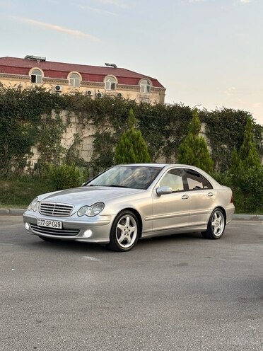 Mercedes C 220 2005, 489,000 km - 2.2 l - Bakı