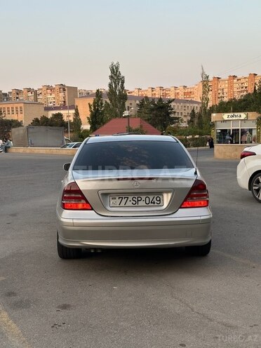 Mercedes C 220 2005, 489,000 km - 2.2 l - Bakı