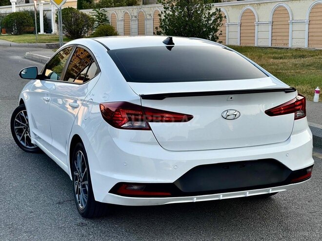 Hyundai Elantra 2019, 76,000 km - 2.0 l - Bakı