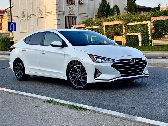Hyundai Elantra 2019, 76,000 km - 2.0 l - Bakı