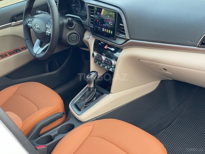Hyundai Elantra 2019, 76,000 km - 2.0 l - Bakı