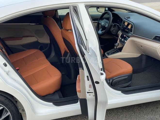 Hyundai Elantra 2019, 76,000 km - 2.0 l - Bakı