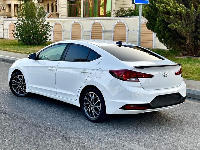 Hyundai Elantra 2019, 76,000 km - 2.0 l - Bakı
