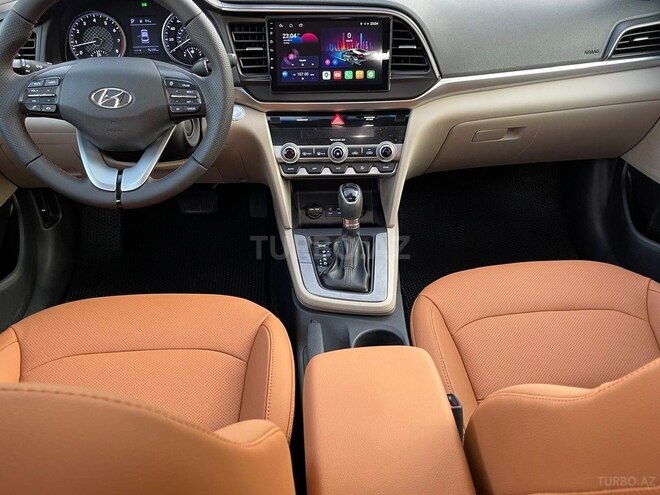 Hyundai Elantra 2019, 76,000 km - 2.0 l - Bakı