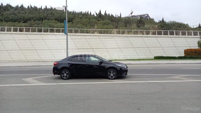 Toyota Corolla 2014, 303,000 km - 2.0 l - Bakı