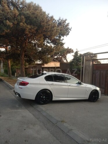 BMW 520 2015, 182,800 km - 2.0 l - Bakı