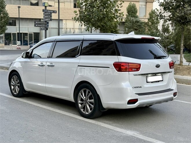 Kia Carnival 2019, 224,000 km - 2.2 l - Bakı