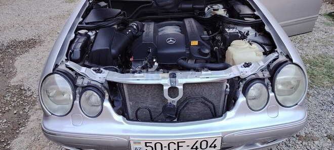 Mercedes E 240 2001, 320,000 km - 2.4 l - Şəmkir