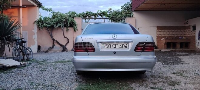 Mercedes E 240 2001, 320,000 km - 2.4 l - Şəmkir