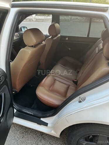 Volkswagen Golf 1998, 330,000 km - 1.6 l - Bakı