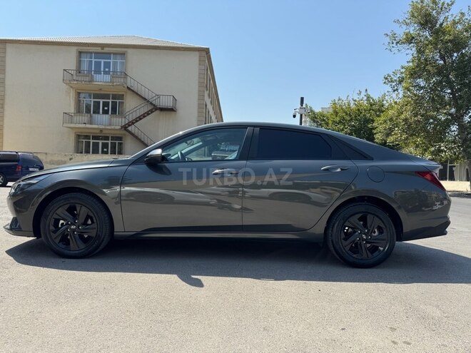 Hyundai Elantra 2022, 41,000 km - 1.6 л - Bakı