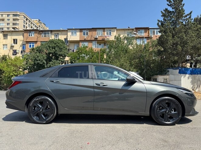 Hyundai Elantra 2022, 41,000 km - 1.6 л - Bakı