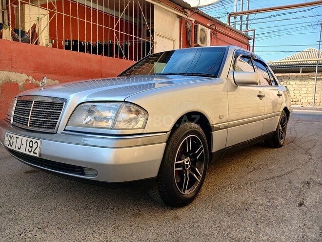 Mercedes C 200 1996, 301,000 km - 2.0 l - Xırdalan
