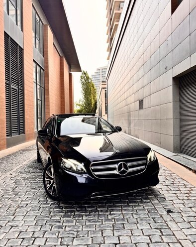Mercedes E 220 d 2018, 250,000 km - 2.0 l - Bakı
