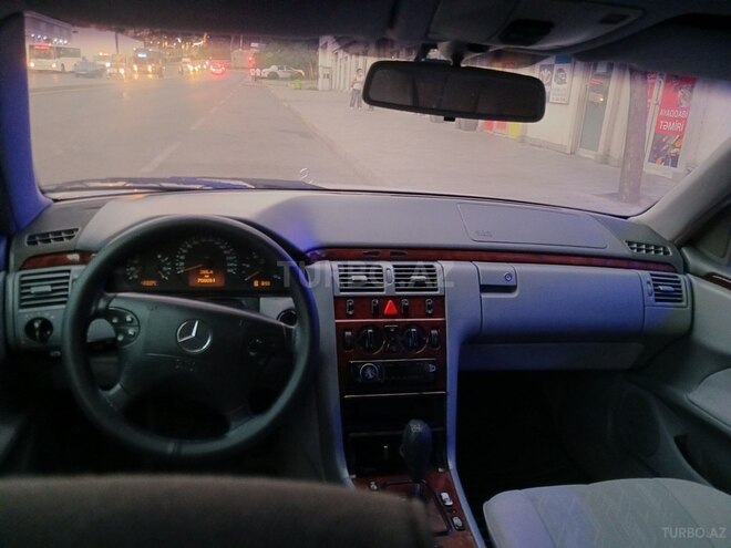 Mercedes E 270 2000, 407,213 km - 2.7 л - Bakı