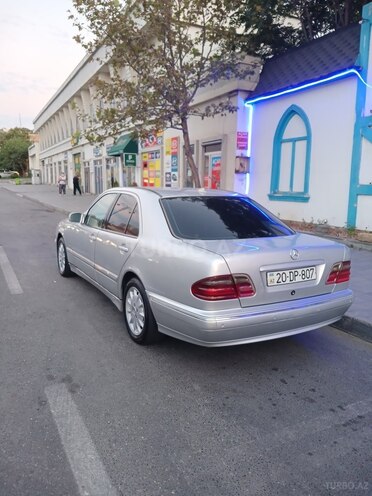 Mercedes E 270 2000, 407,213 km - 2.7 л - Bakı