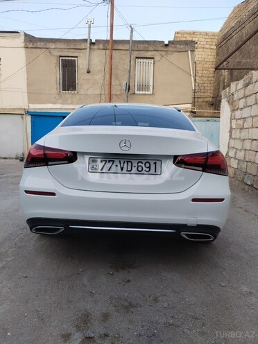 Mercedes  2019, 80,000 km - 2.0 l - Bakı