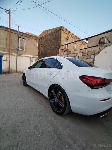 Mercedes  2019, 80,000 km - 2.0 l - Bakı