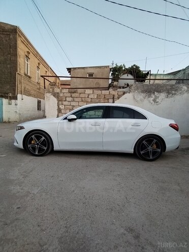 Mercedes  2019, 80,000 km - 2.0 l - Bakı