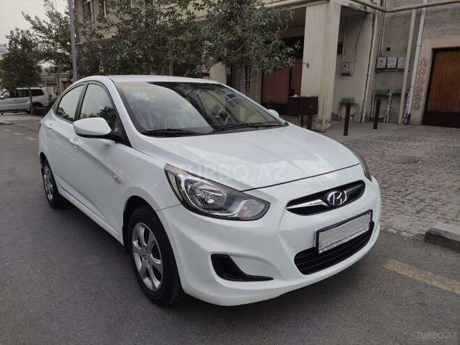 Hyundai Accent 2013, 18,500 km - 1.4 л - Bakı