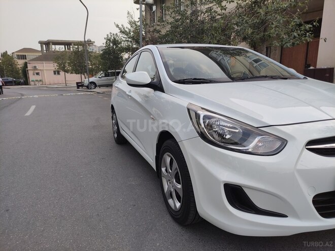 Hyundai Accent 2013, 18,500 km - 1.4 л - Bakı