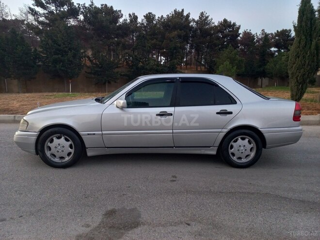 Mercedes C 220 1995, 365,300 km - 2.2 l - Bakı