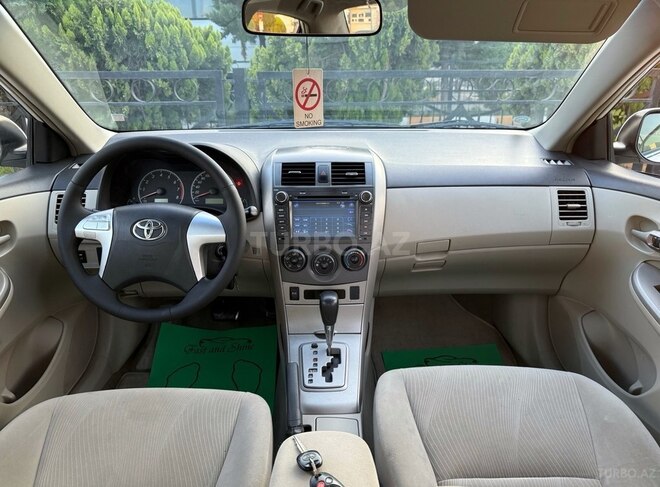 Toyota Corolla 2012, 146,000 km - 1.8 л - Bakı