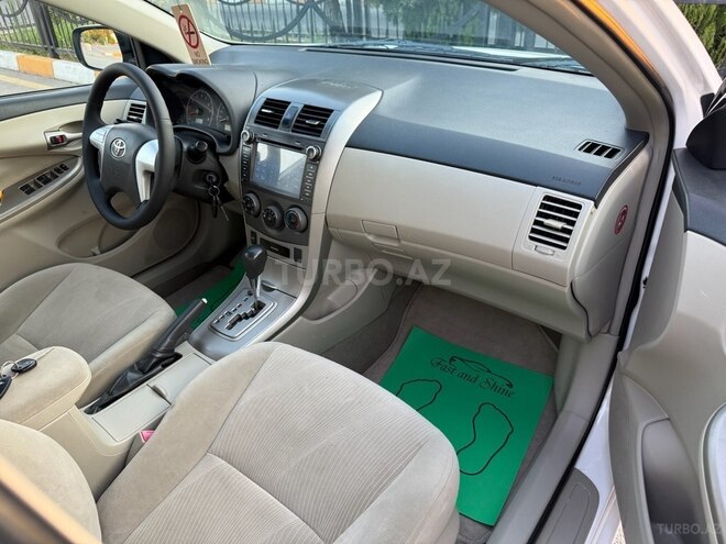 Toyota Corolla 2012, 146,000 km - 1.8 л - Bakı