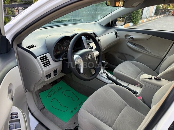 Toyota Corolla 2012, 146,000 km - 1.8 л - Bakı