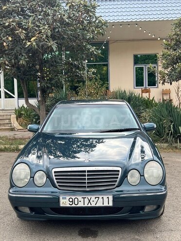 Mercedes E 240 2000, 355,000 km - 2.4 l - Gəncə