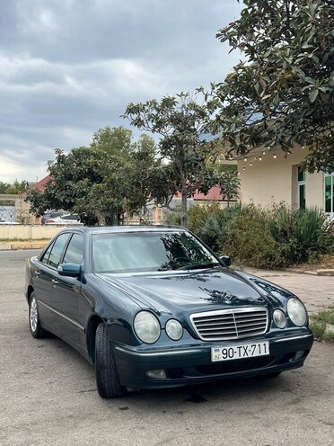 Mercedes E 240 2000, 355,000 km - 2.4 l - Gəncə