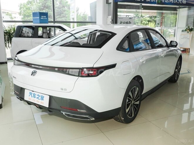 Changan Qiyuan A05 2025, 0 km - 1.5 l - Bakı