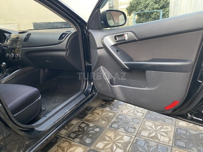 Kia Cerato 2012, 155,912 km - 1.6 l - Yevlax