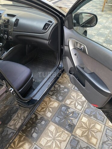 Kia Cerato 2012, 155,912 km - 1.6 l - Yevlax