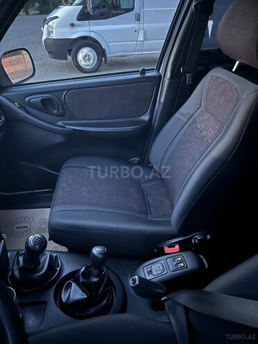Chevrolet Niva 2006, 348,076 km - 1.7 л - Bərdə