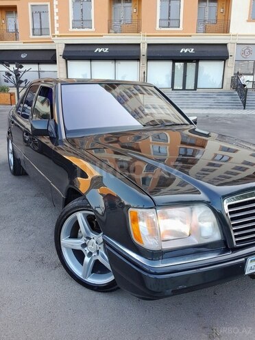 Mercedes E 220 1994, 312,525 km - 2.2 l - Sumqayıt