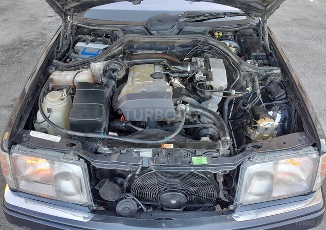 Mercedes E 220 1994, 312,525 km - 2.2 l - Sumqayıt