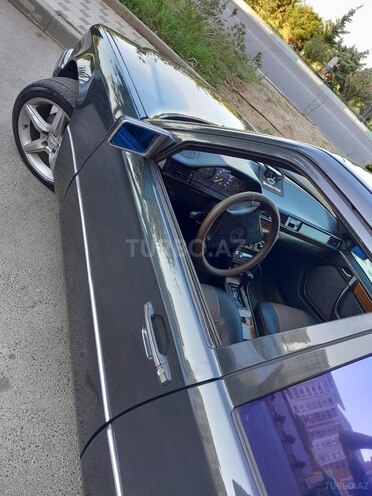 Mercedes E 220 1994, 312,525 km - 2.2 l - Sumqayıt