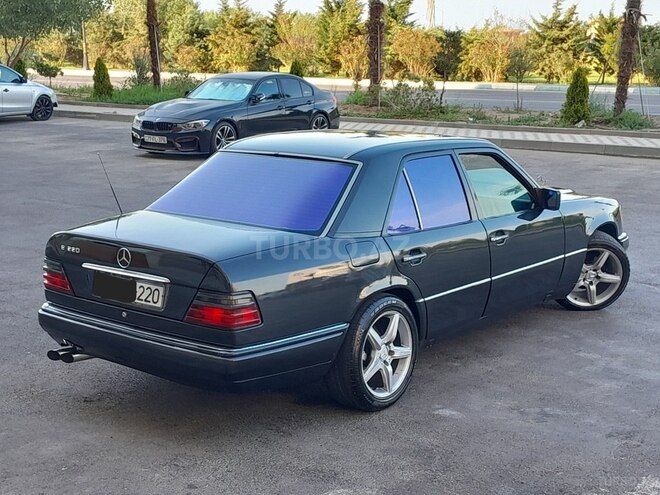 Mercedes E 220 1994, 312,525 km - 2.2 l - Sumqayıt