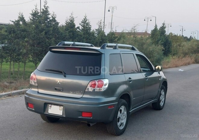 Mitsubishi Outlander 2002, 294,525 km - 2.4 l - Xırdalan
