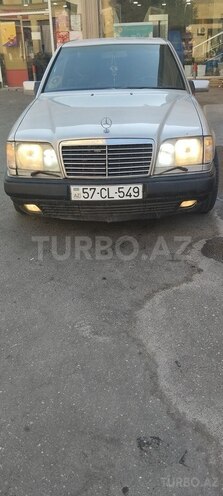 Mercedes E 220 1994, 483,470 km - 2.2 l - Bakı