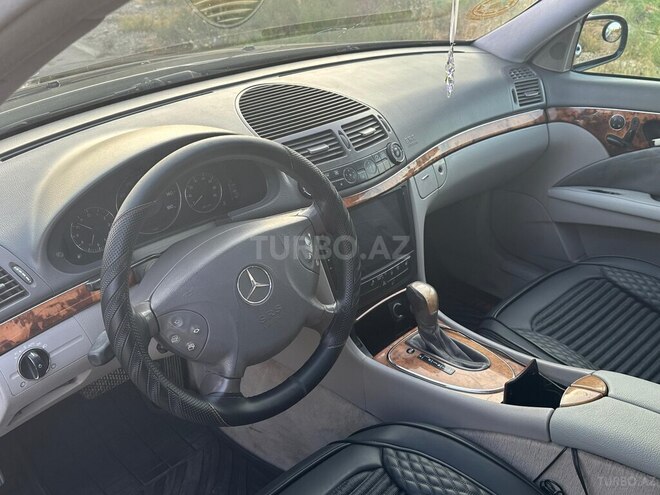 Mercedes E 320 2003, 313,000 km - 3.2 l - Siyəzən