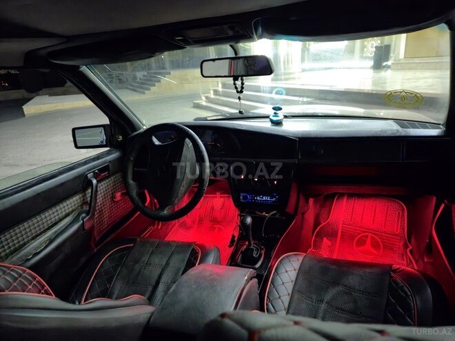 Mercedes 190 1992, 228,052 km - 1.8 l - Bakı