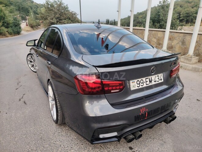 BMW 328 2013, 220,480 km - 2.0 л - Quba