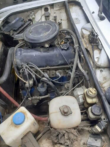LADA (VAZ) 2106 1983, 300,000 km - 1.5 l - Bakı