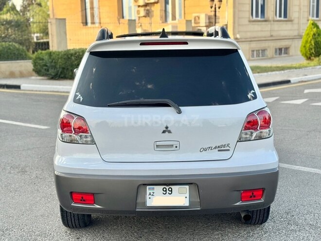 Mitsubishi Outlander 2002, 226,147 km - 2.4 l - Sumqayıt