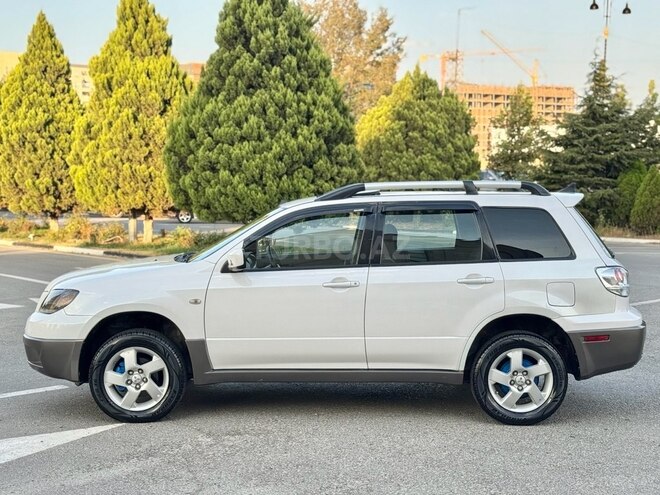 Mitsubishi Outlander 2002, 226,147 km - 2.4 l - Sumqayıt