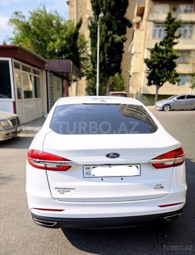 Ford Fusion (North America) 2019, 116,000 km - 2.0 л - Bakı
