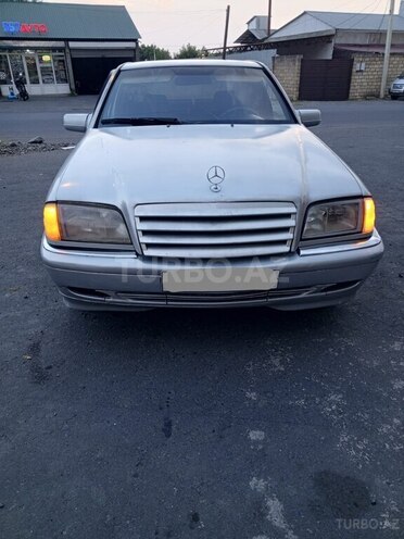 Mercedes C 180 1995, 299,164 km - 1.8 л - Zaqatala