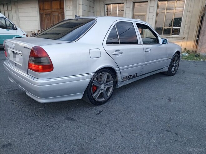 Mercedes C 180 1995, 299,164 km - 1.8 л - Zaqatala